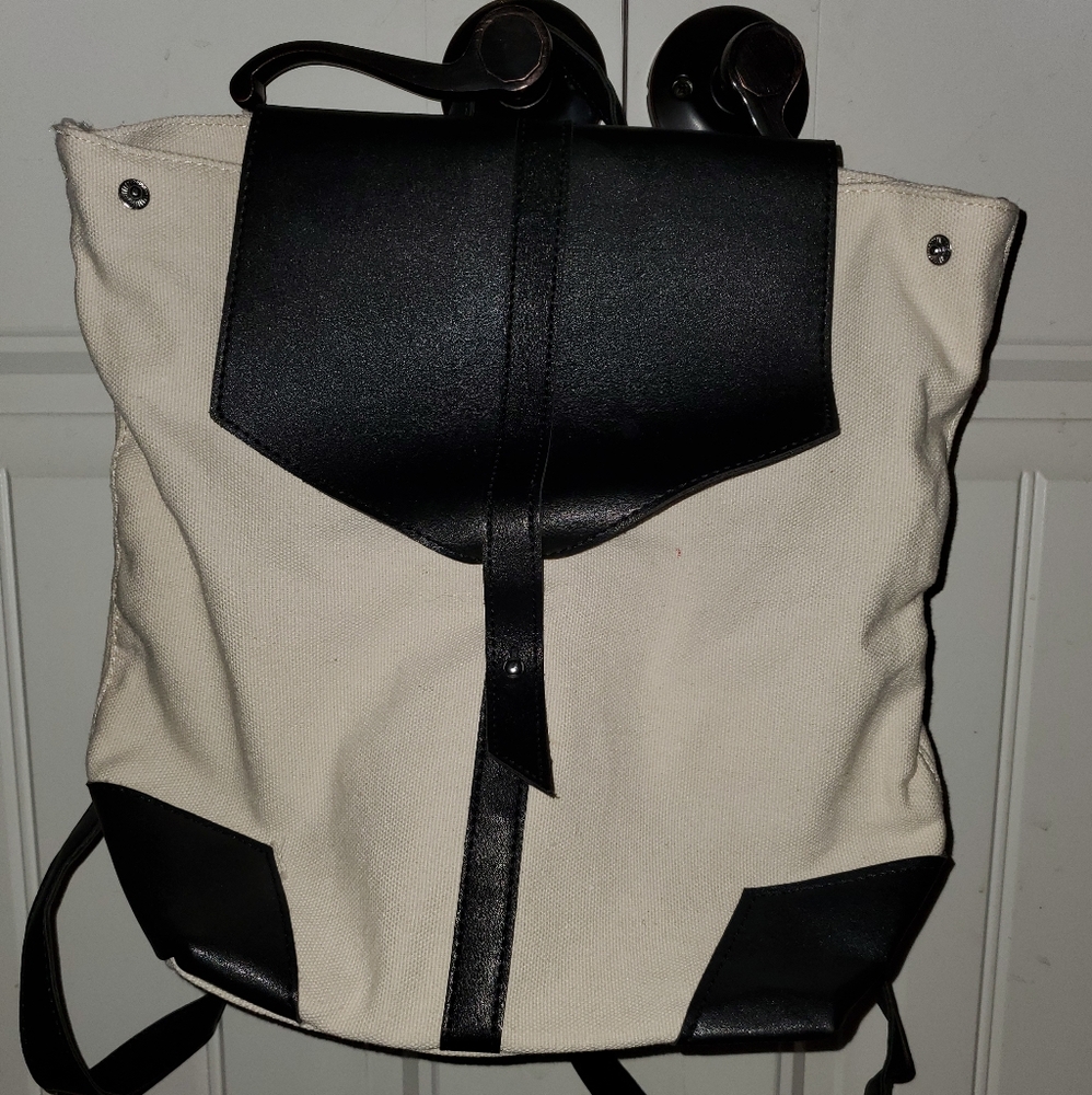 Deux Lyx Backpack